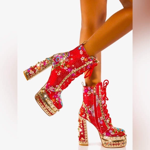 RED RICHIE RICH ANKLE BOOTIES
AZALEA WANG worn 7 1/2 or 8 - Picture 1 of 7